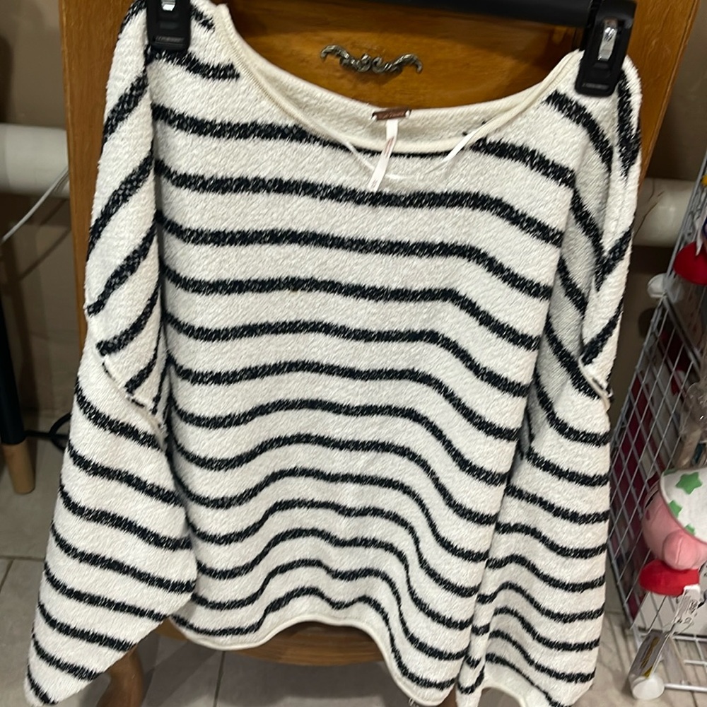 Free People  Crop Sweater